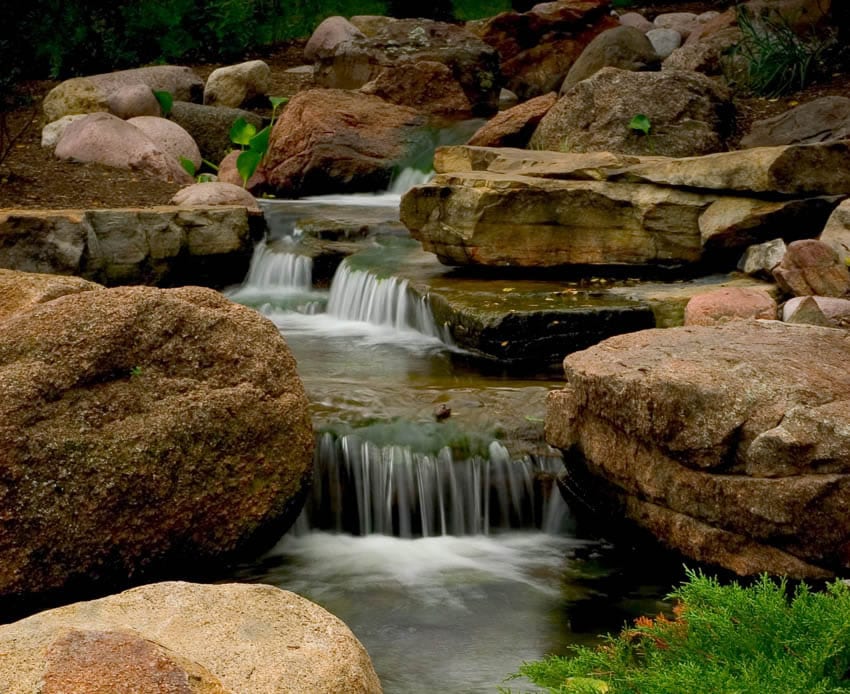 waterfall picnic 850×694